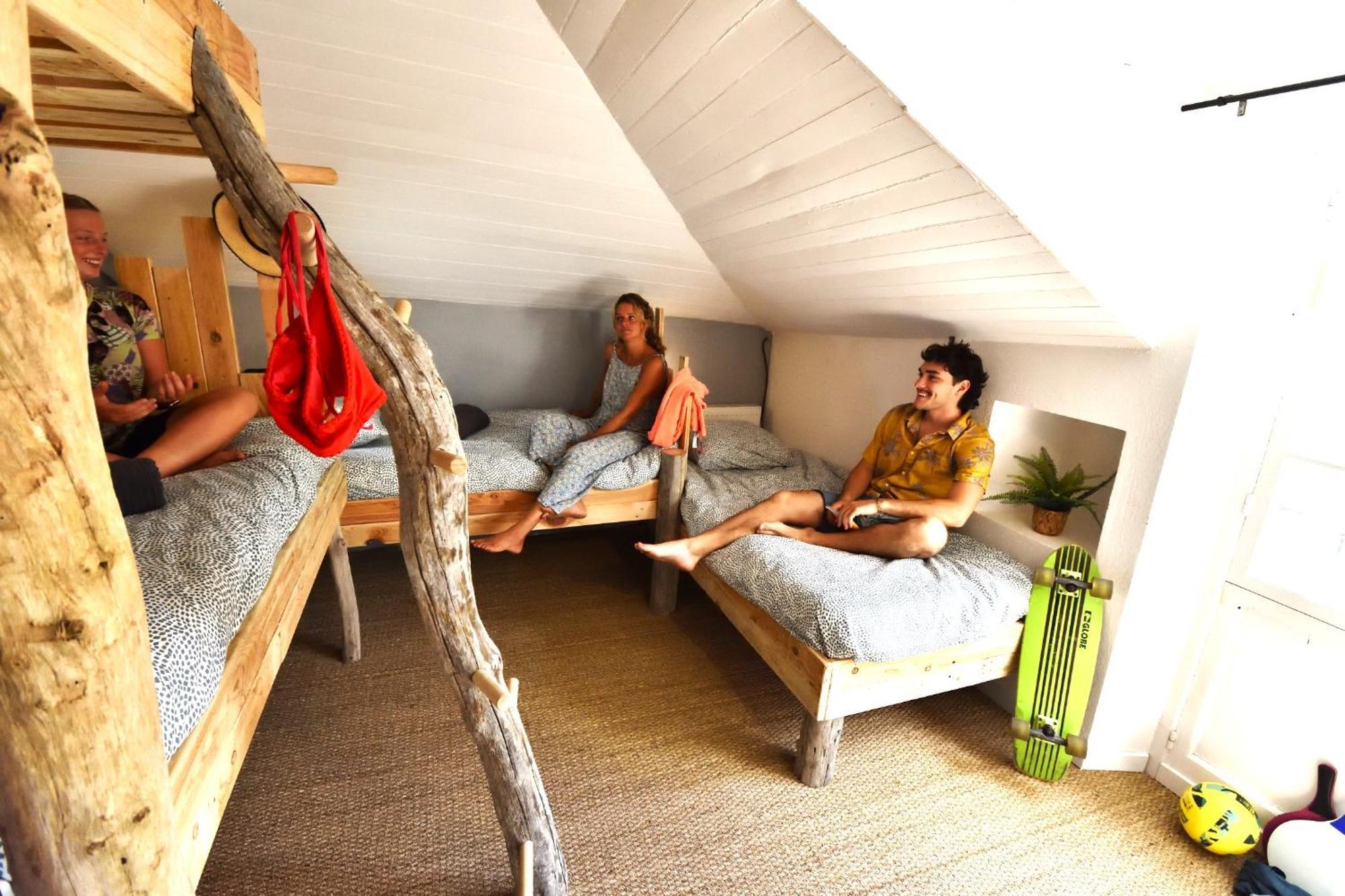 Surf Bed & Breakfast *